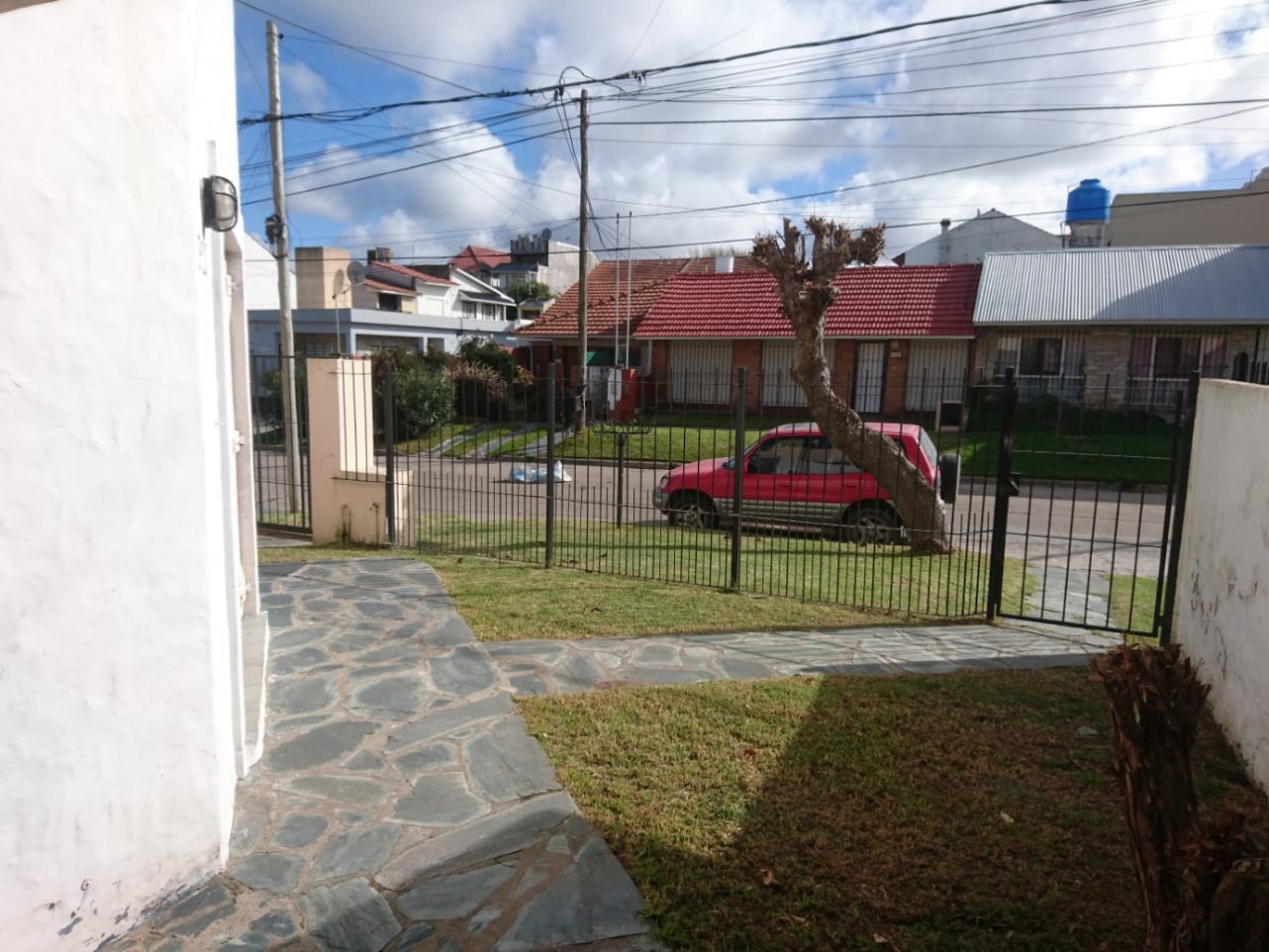 casa en venta 5 ambientes a 2 cuadras del mar