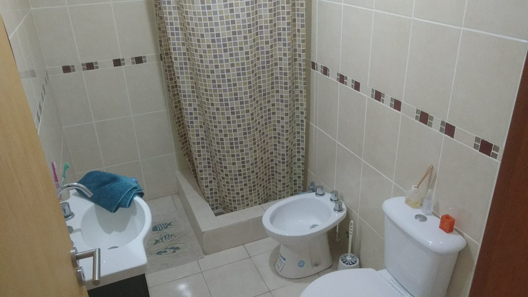 Oportunidad!! Casa a estrenar de cuatro dormitorios en venta