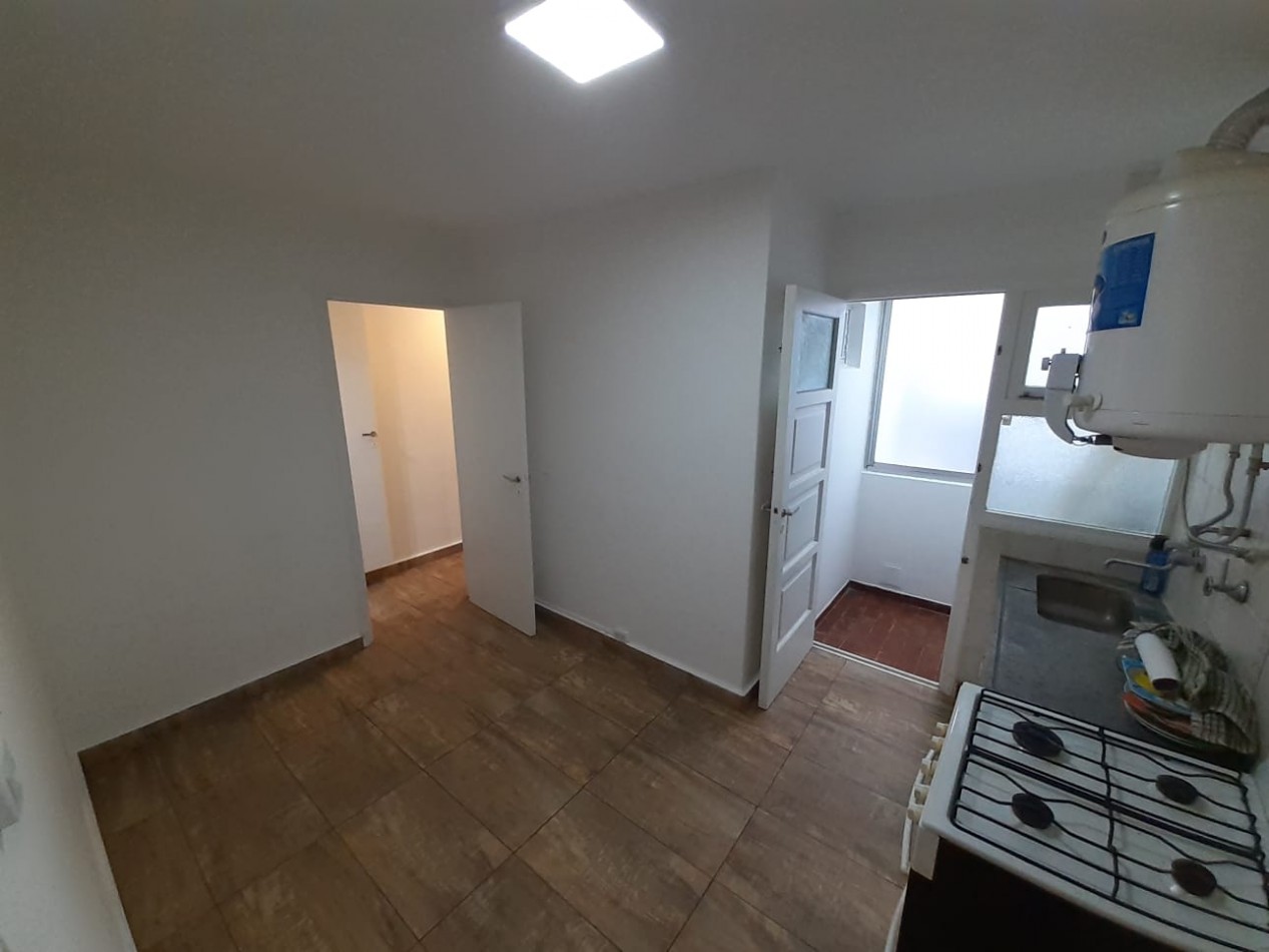 ph 3 amb primer piso contrafrente reciclado a nuevo con gran balcon