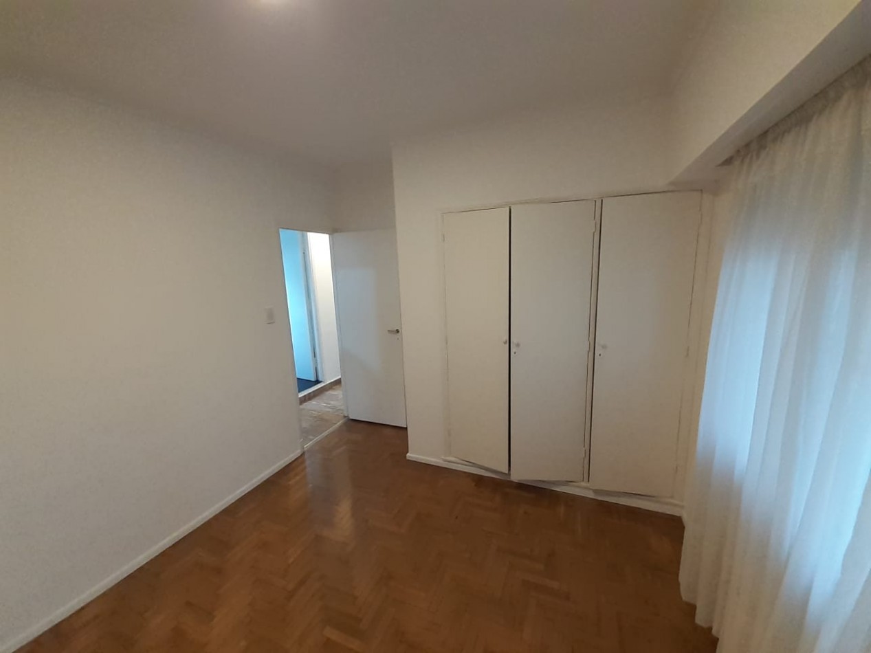 ph 3 amb primer piso contrafrente reciclado a nuevo con gran balcon