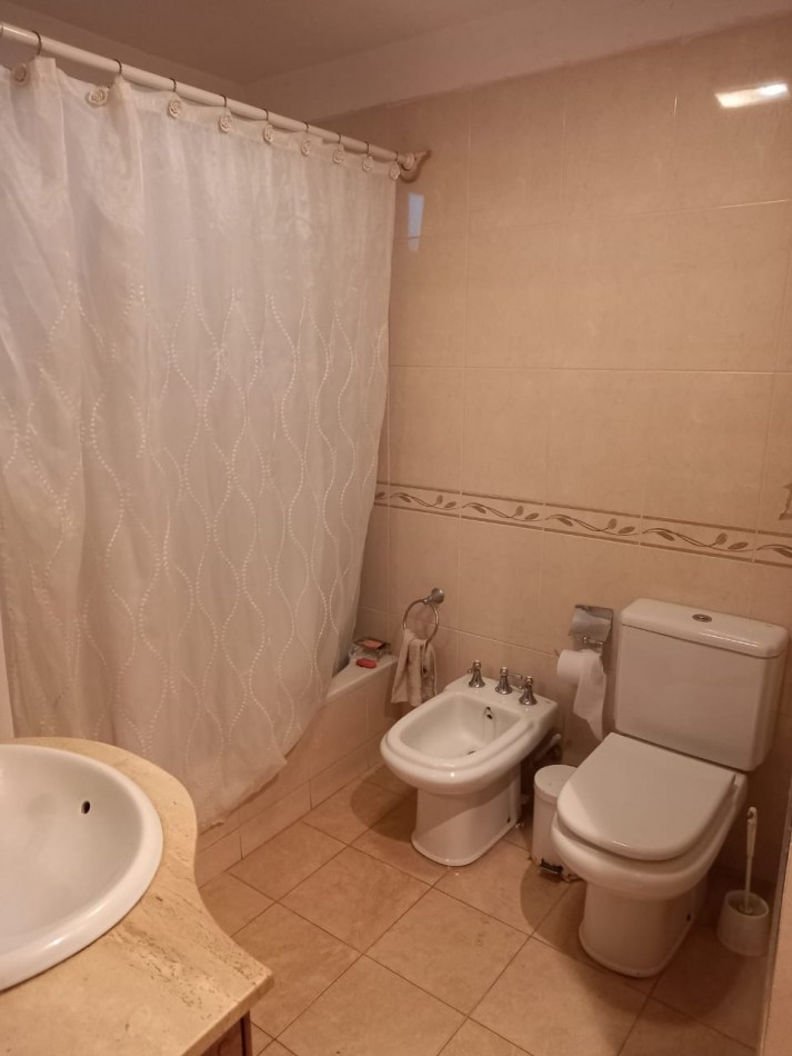 Departamento en venta de 3 amb la perla