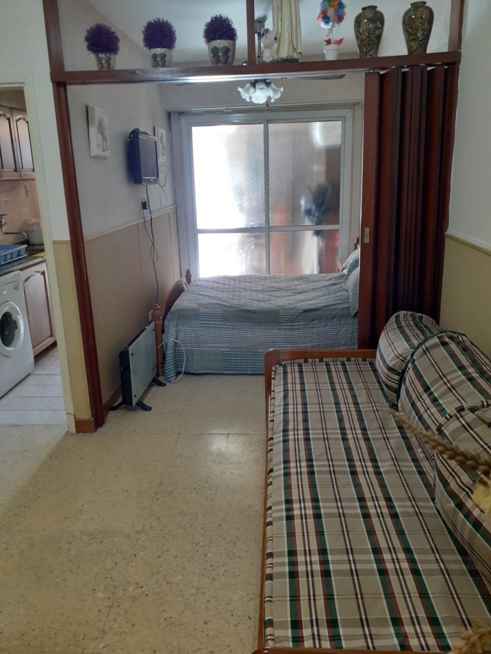 departamento monoambiente y medio con patio