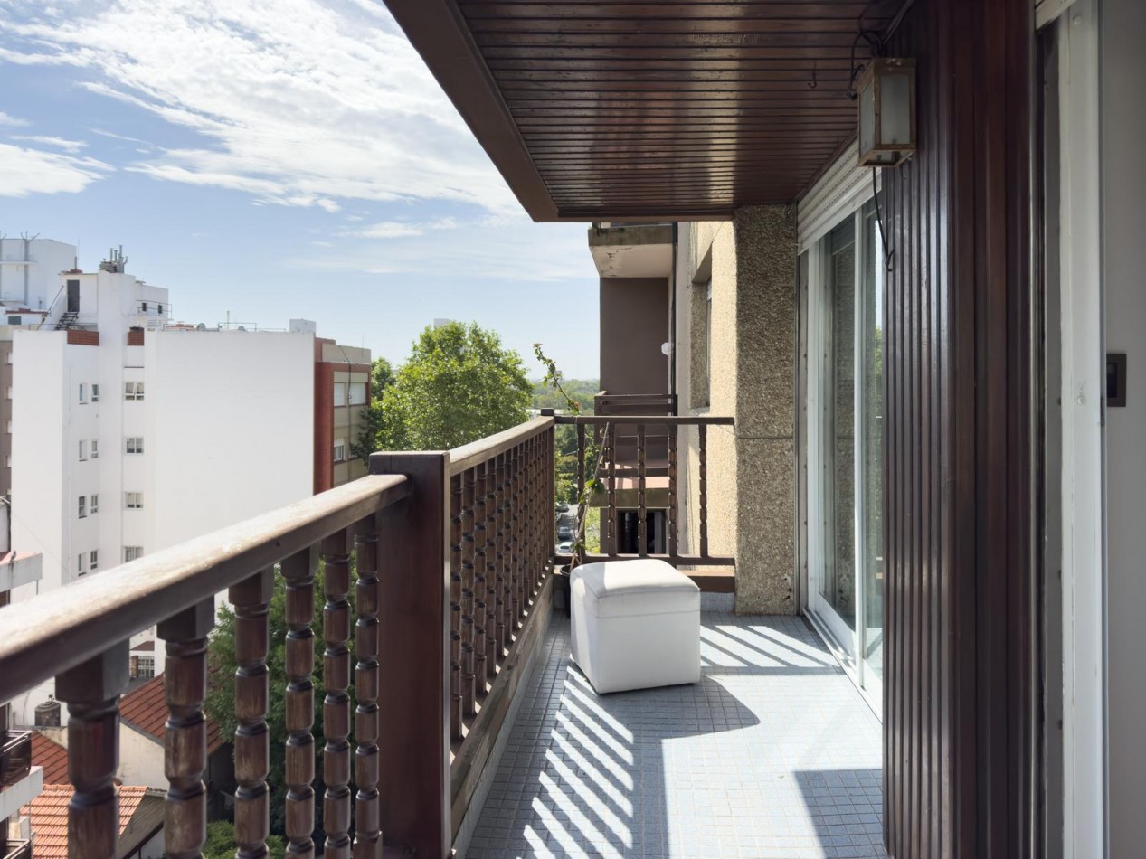 Departamento en venta 4 ambientes en Plaza Mitre con cochera y baulera